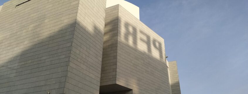 Fachadas para grandes superficies en Valencia